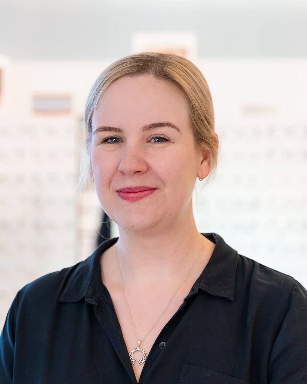 Anjuli, Optical Dispenser
