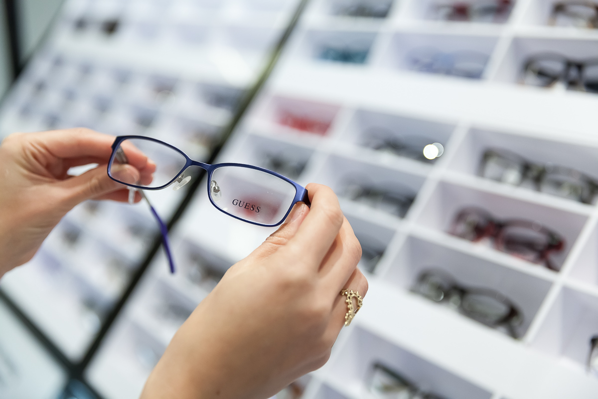 Spectacles & Sunglasses  E Eye Place